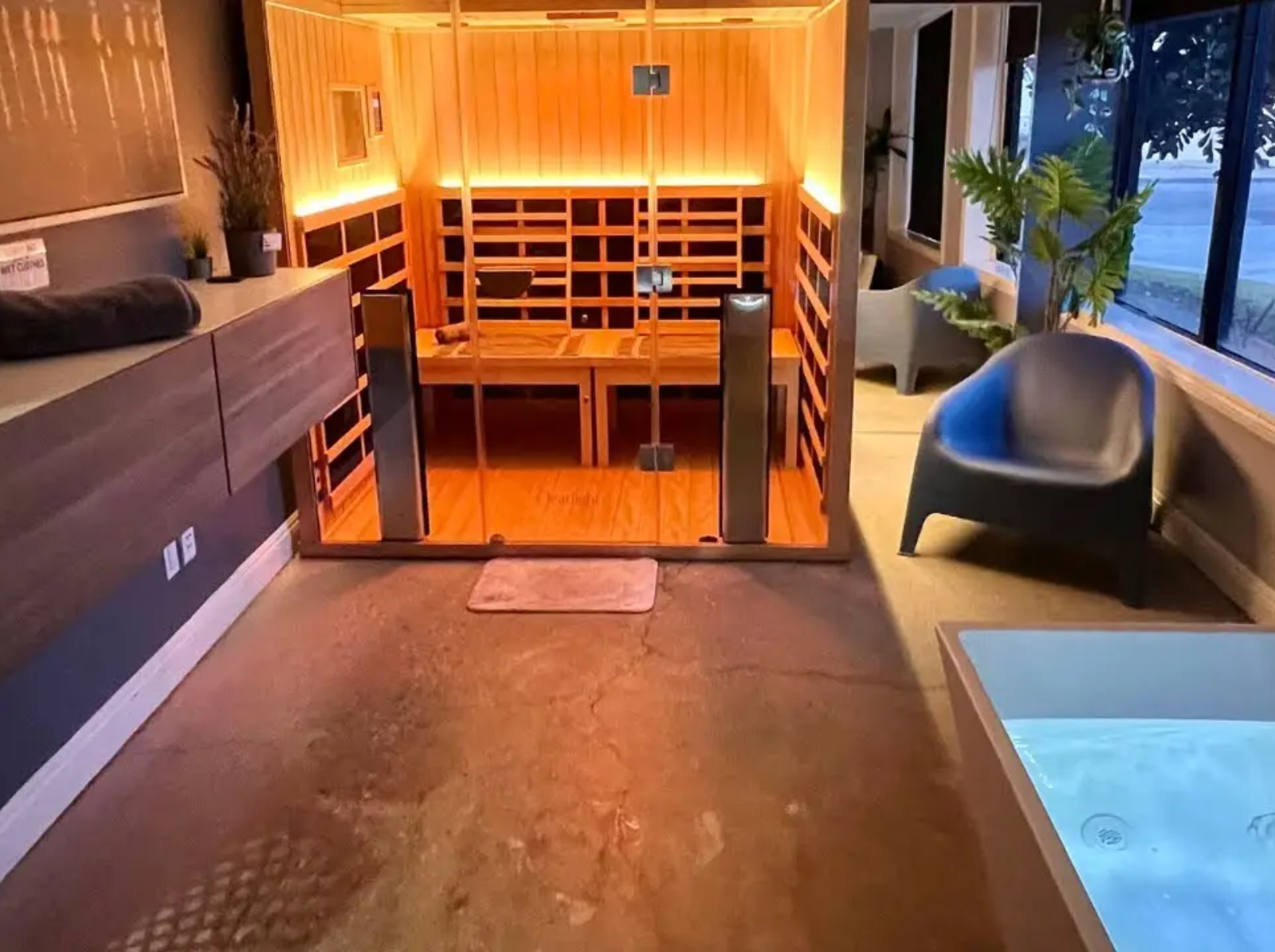 Discover Premier Cold Plunge and Sauna Experiences in Largo FL